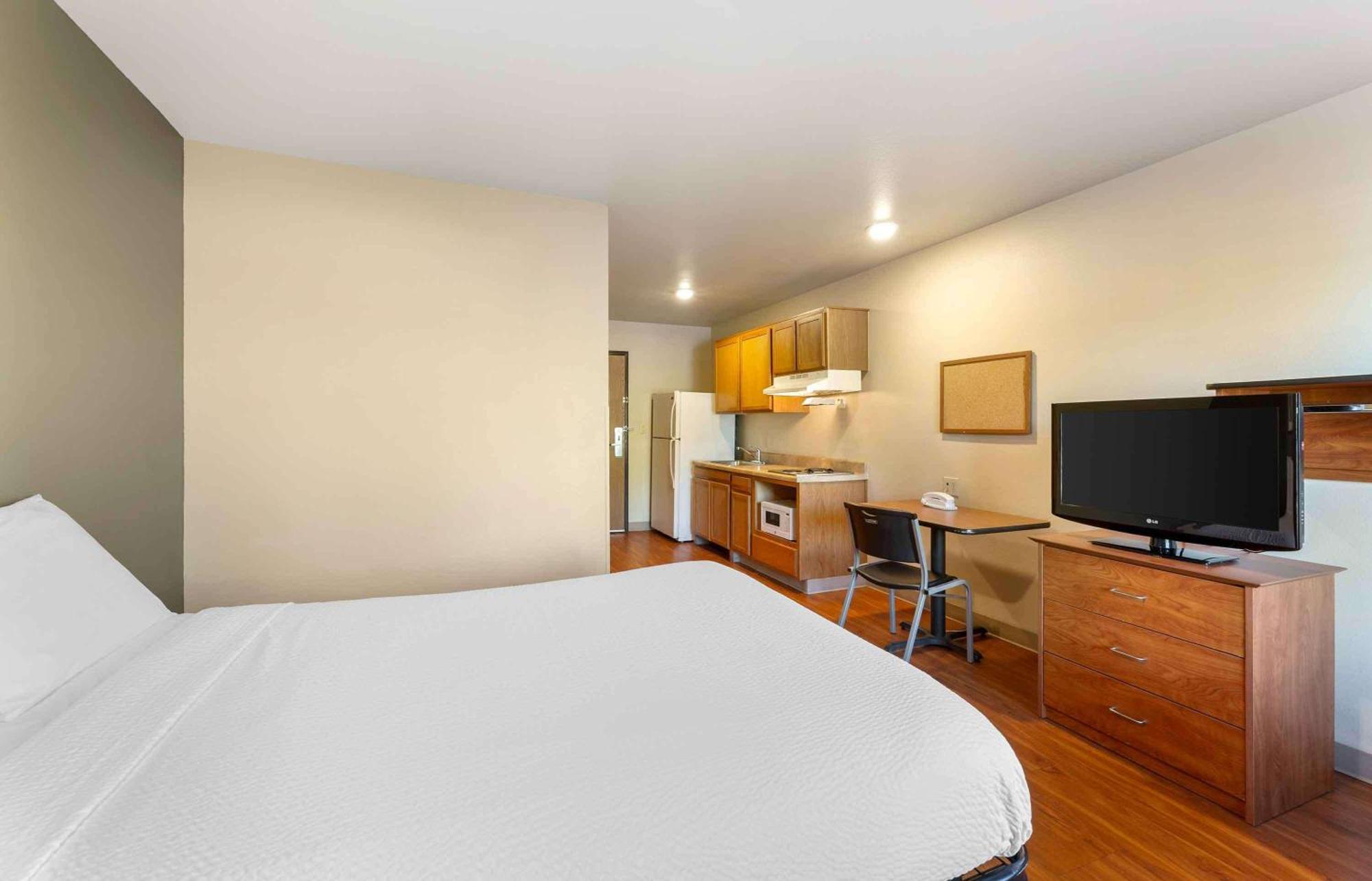 Extended Stay America Select Suites - Akron - South Portage Lakes Eksteriør billede